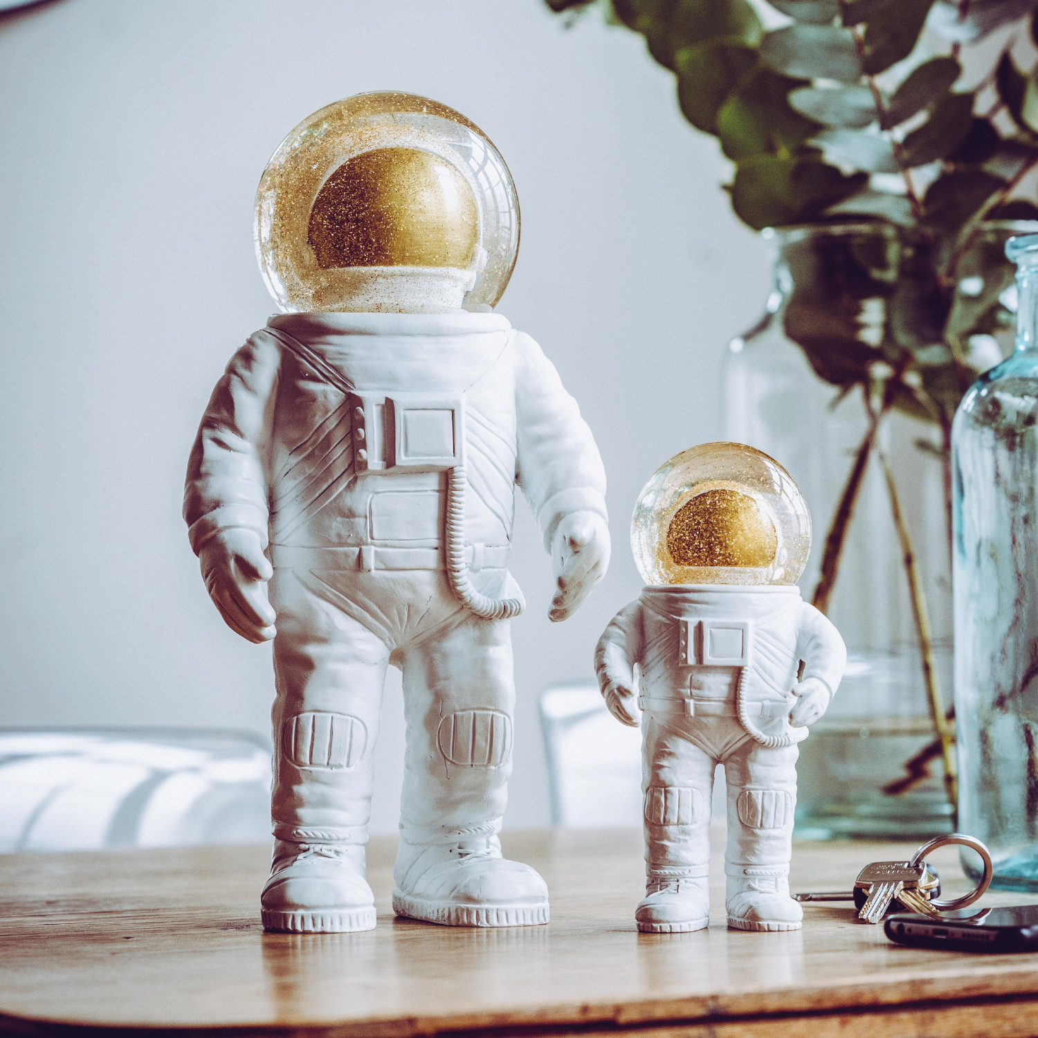 THE ASTRONAUT, klein 