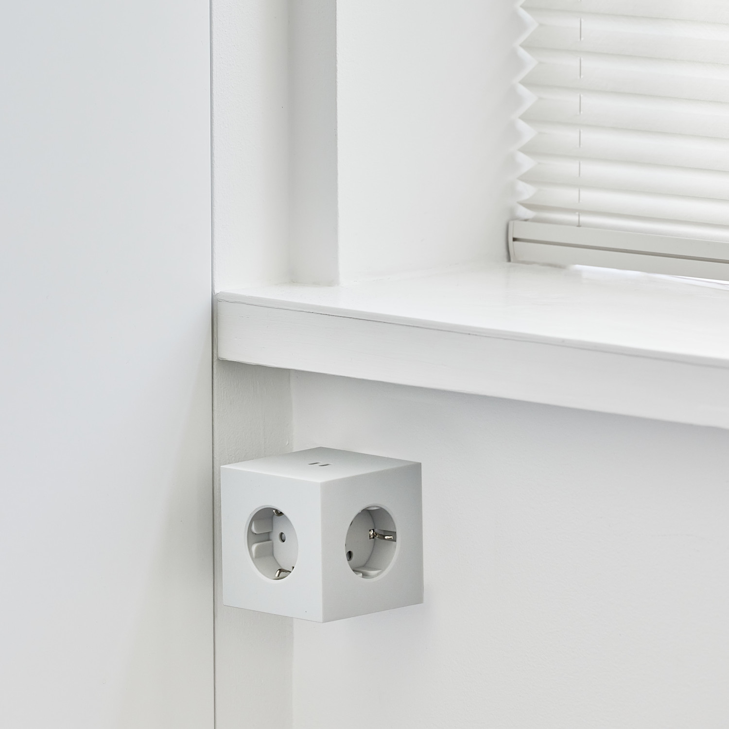 Steckdosenwürfel Square 2 USB & Magnet - Grau