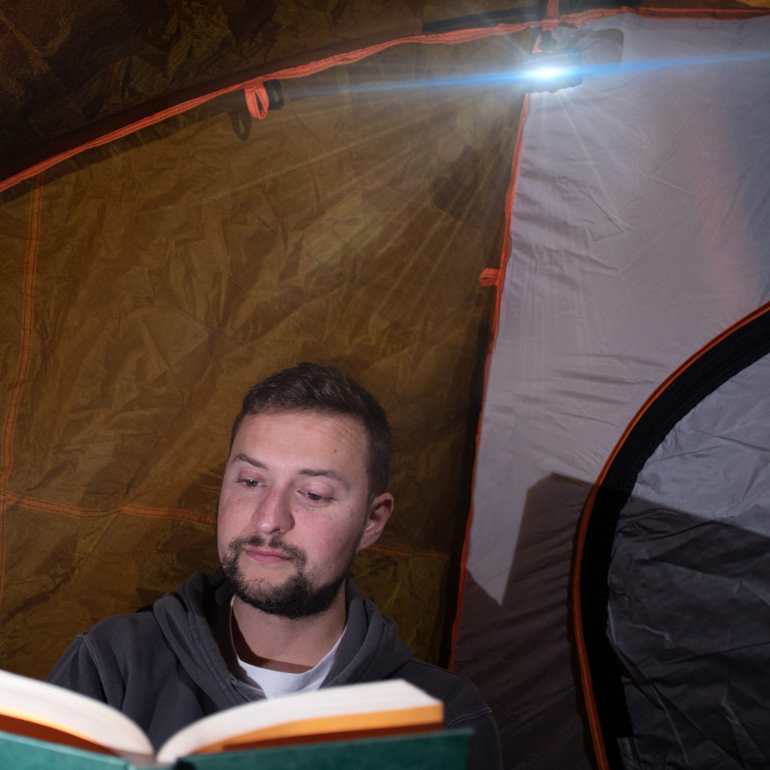 Carson Weiß-/Rotlicht COB LED Taschenlampe