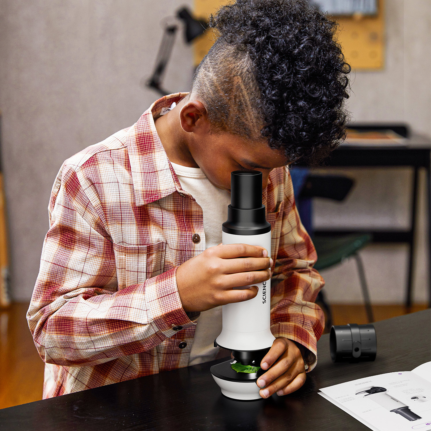2-in-1 Mikroskop & Fernrohr / 2-in-1 Microscope