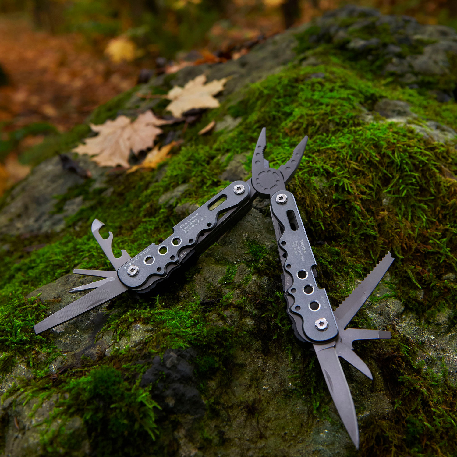 MULTI TOOL mit 11 Funktionen 